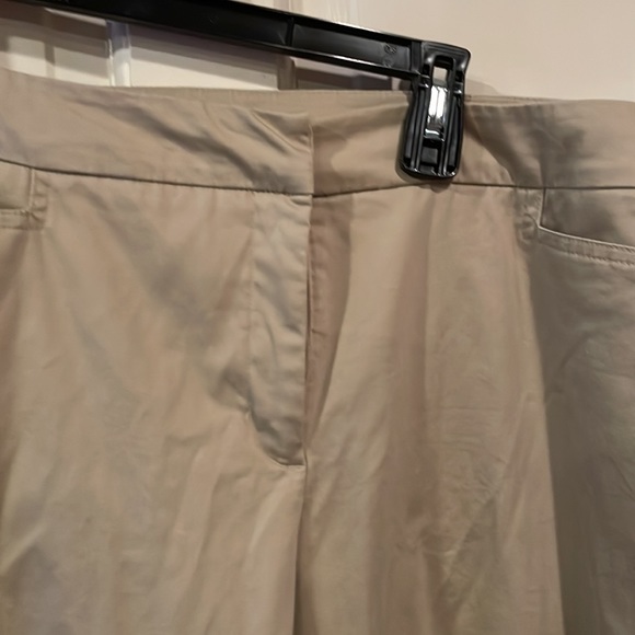 Claudia ev Capri pant size 16 khaki - Picture 3 of 4